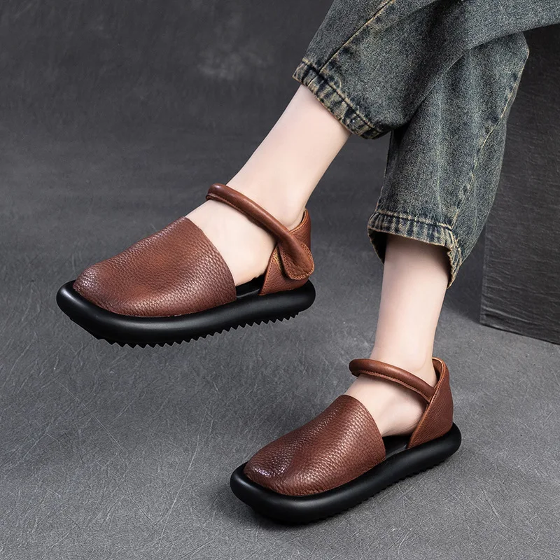 2025 Retro Genuine Leather Flat Sandals Summer Round Toe Soft Sole Cowhide Versatile Women's Shoes - Image 4